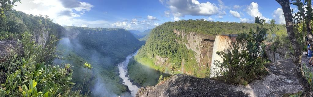 Kaieteur Falls panoramic view from the rim